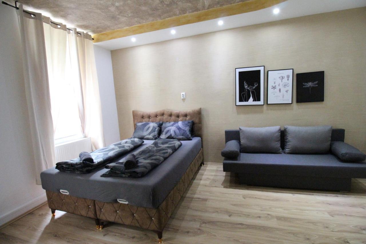 Private Quad Bedroom With Bathroom Rf3 Wien Eksteriør billede